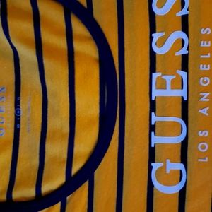 Guess T-shirt